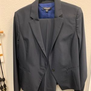 Ann Taylor business/work suit